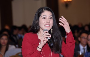 Solid Image Photo9Y2A2173_cropped                          