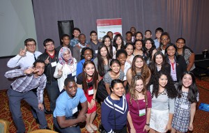 Solid Image Photo9Y2A2431_cropped        